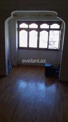 Продаётся, вторичка, 4-комнаты, 70 m², Дернегюль m.