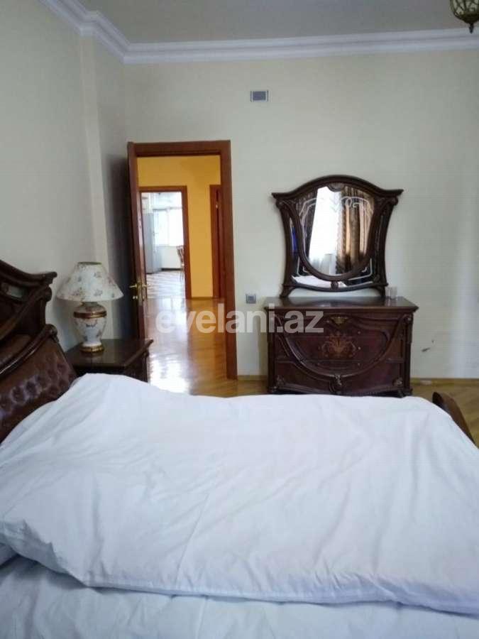 Satılır, yeni tikili, 4 otaqlı, 200 m², Nizami m.