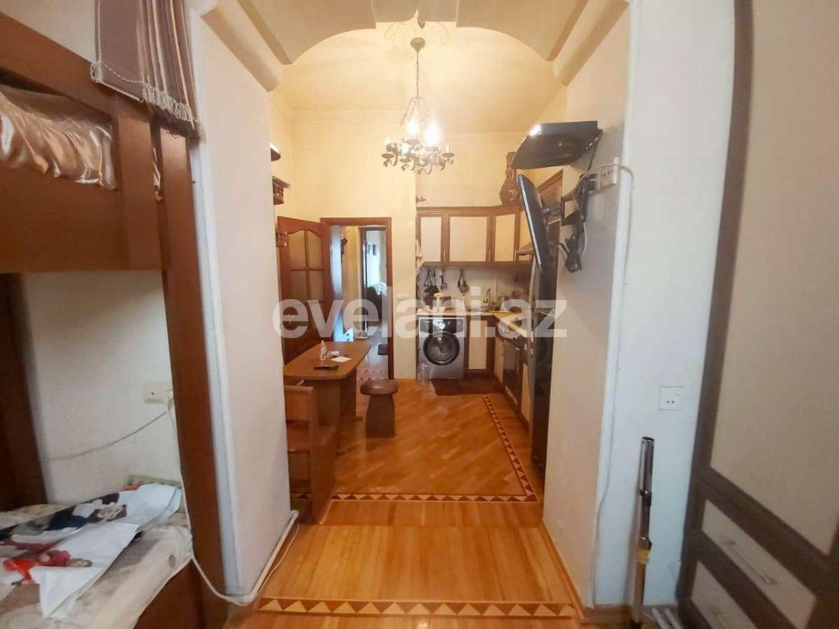 Продаётся, вторичка, 2-комнаты, 60 m², Элмляр Академиясы m.