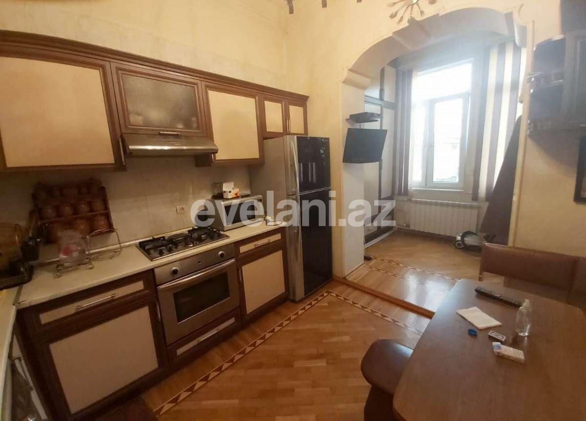 Продаётся, вторичка, 2-комнаты, 60 m², Элмляр Академиясы m.