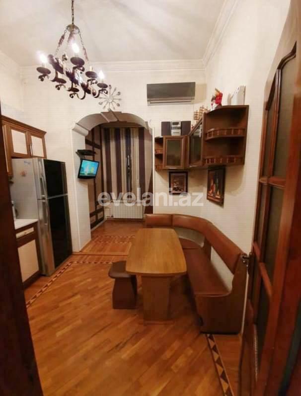 Продаётся, вторичка, 2-комнаты, 60 m², Элмляр Академиясы m.