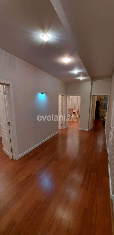 Rent, new building, 3 room, 135 m², 28 may m.