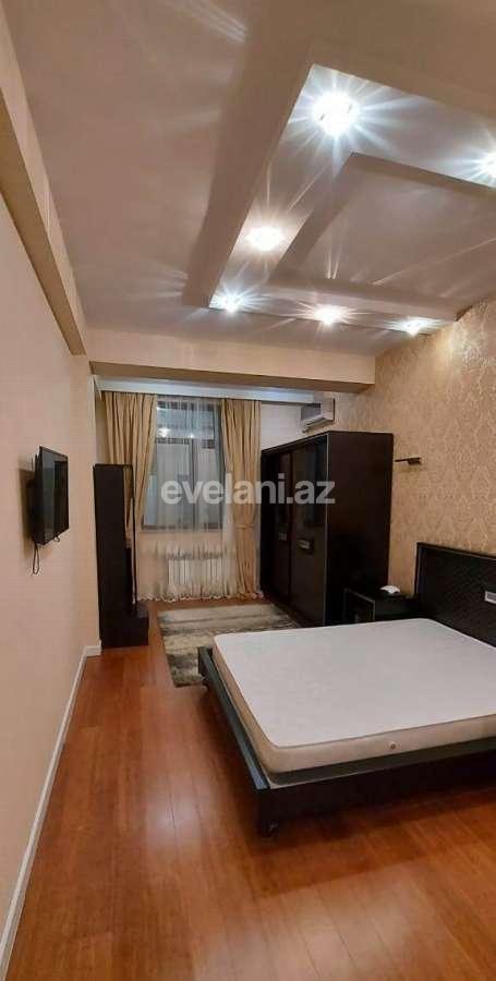 Rent, new building, 3 room, 135 m², 28 may m.