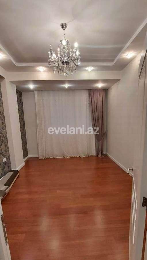 Rent, new building, 3 room, 135 m², 28 may m.