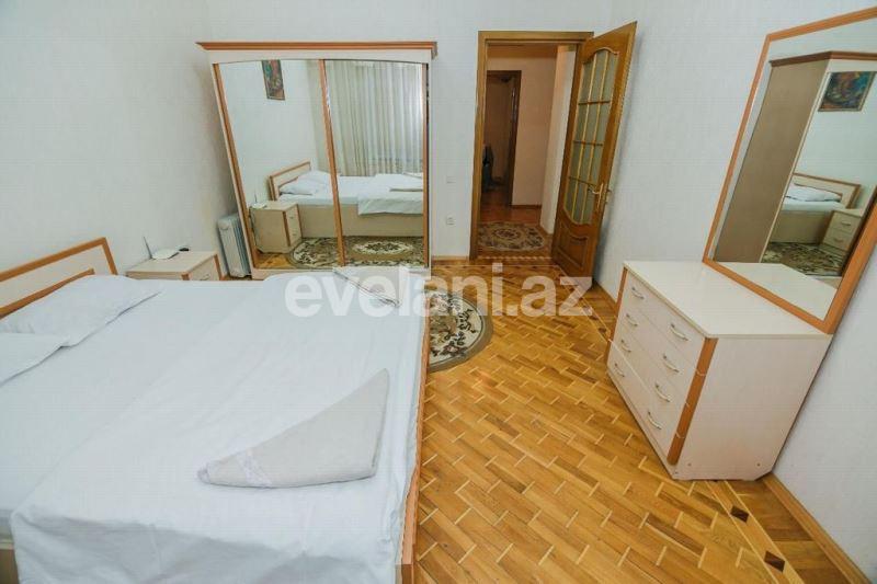 Kirayə verilir, köhnə tikili, 3 otaqlı, 90 m², Sahil m.