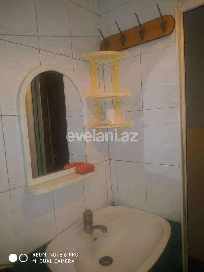 Rent, old building, 2 room, 45 m², Elmlar Akademiyası m.