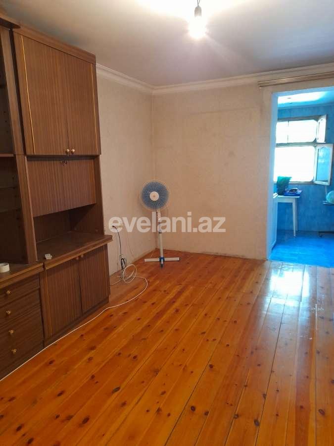 Satılır, köhnə tikili, 1 otaqlı, 30 m², İnşaatçılar m.