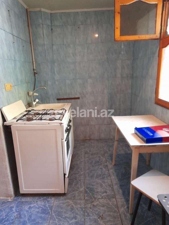 Satılır, köhnə tikili, 1 otaqlı, 30 m², İnşaatçılar m.