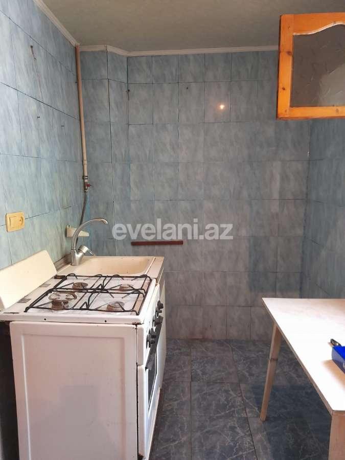 Satılır, köhnə tikili, 1 otaqlı, 30 m², İnşaatçılar m.