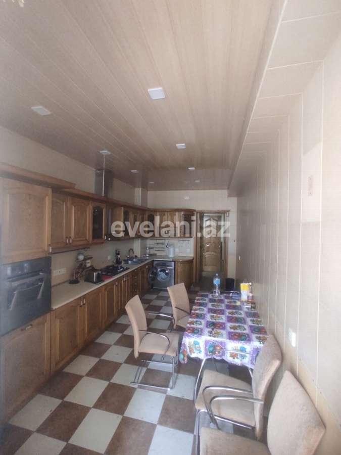 Rent, new building, 3 room, 136 m², 28 may m.