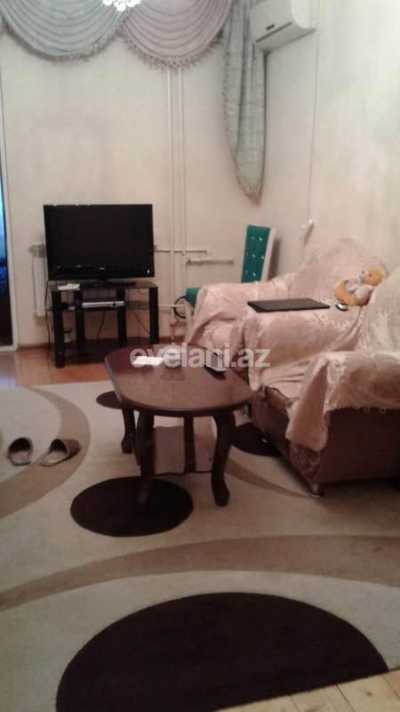 Satılır, köhnə tikili, 3 otaqlı, 75 m², 2-ci mikrorayon q.