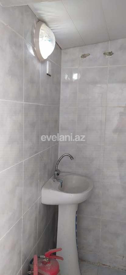 Sale, garage, 44 m², Memar Ajami m.