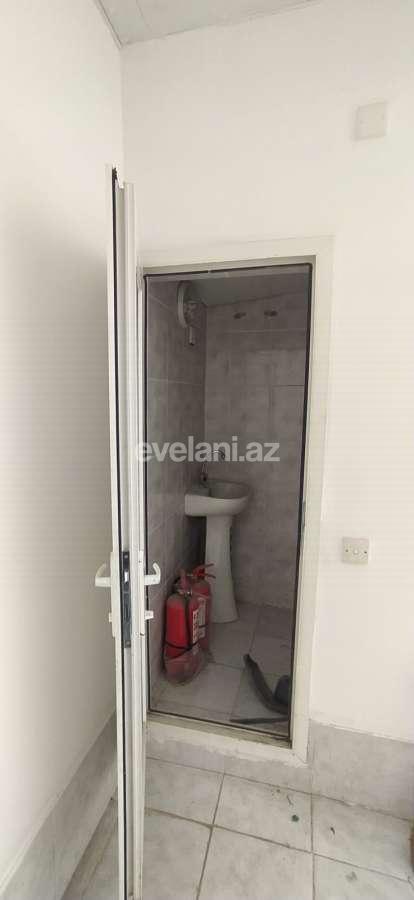 Sale, garage, 44 m², Memar Ajami m.