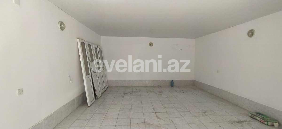 Sale, garage, 44 m², Memar Ajami m.