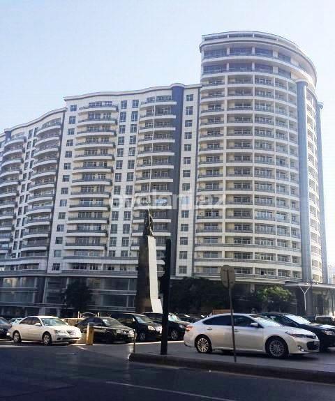 Продаётся, новостройка, 3-комнаты, 110 m², Низами m.