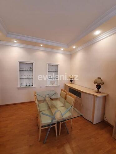 Kirayə verilir, köhnə tikili, 2 otaqlı, 60 m², Nəsimi r.