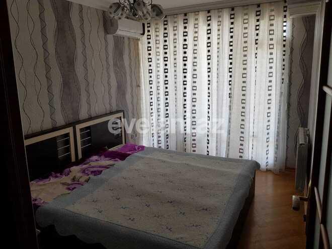 Rent, old building, 3 room, 100 m², Sabail r.