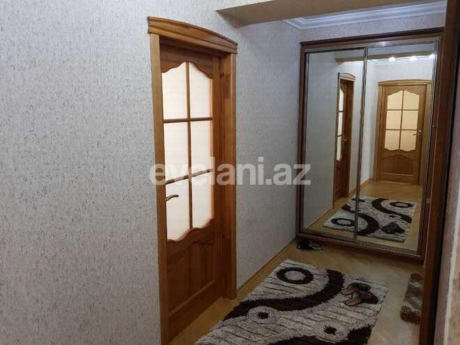 Rent, old building, 3 room, 100 m², Sabail r.