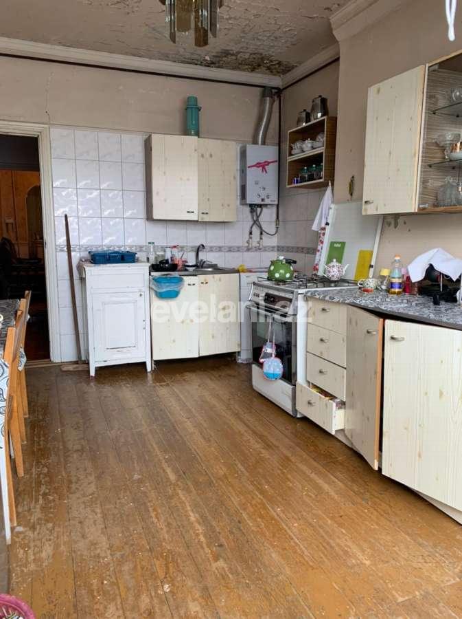 Sale, old building, 2 room, 65 m², Yeni Yasamal d.