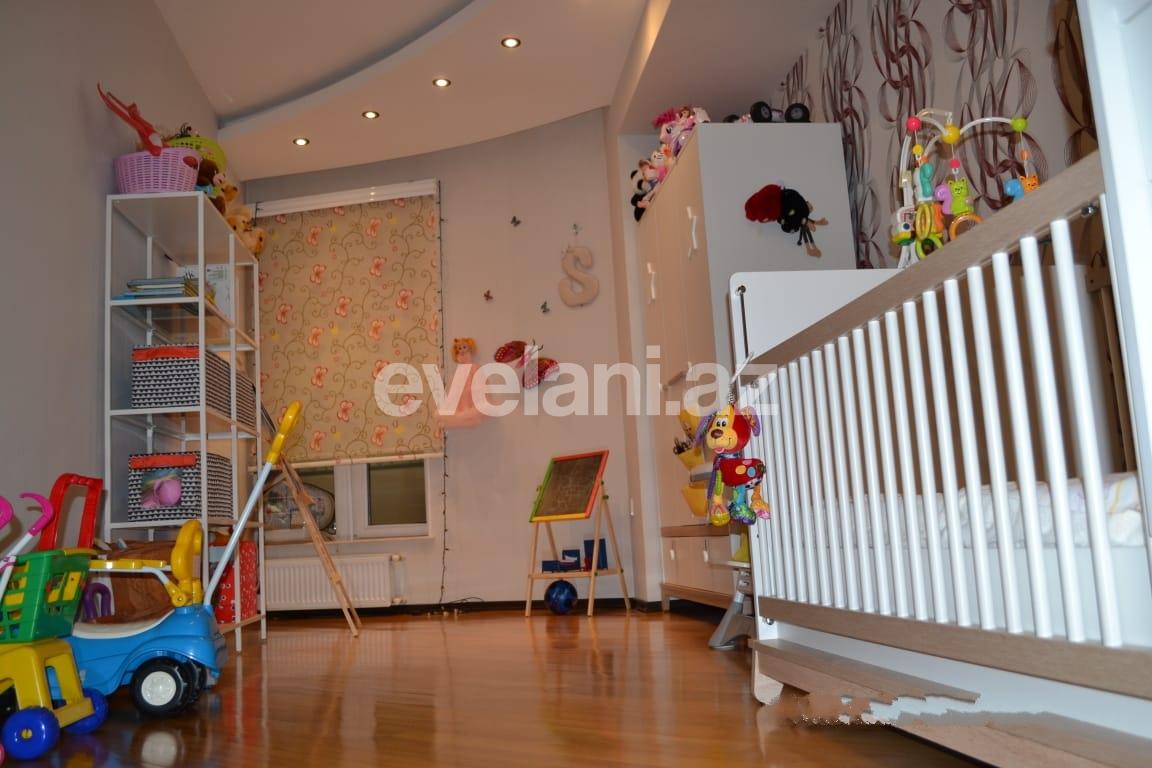 Satılır, yeni tikili, 3 otaqlı, 135 m², Gənclik m.