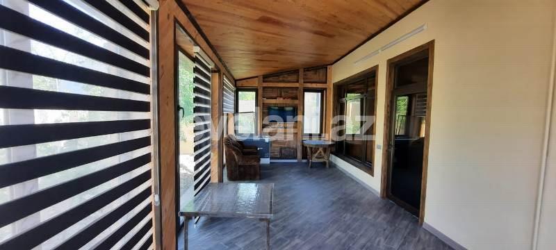 Satılır, həyət evi / bağ, 6 otaqlı, 250 m², Novxanı q.