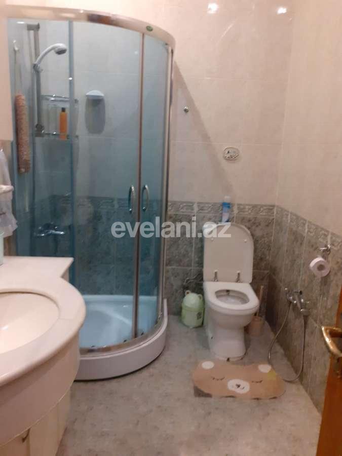 Kirayə verilir, köhnə tikili, 3 otaqlı, 83 m², Elmlər Akademiyası m.