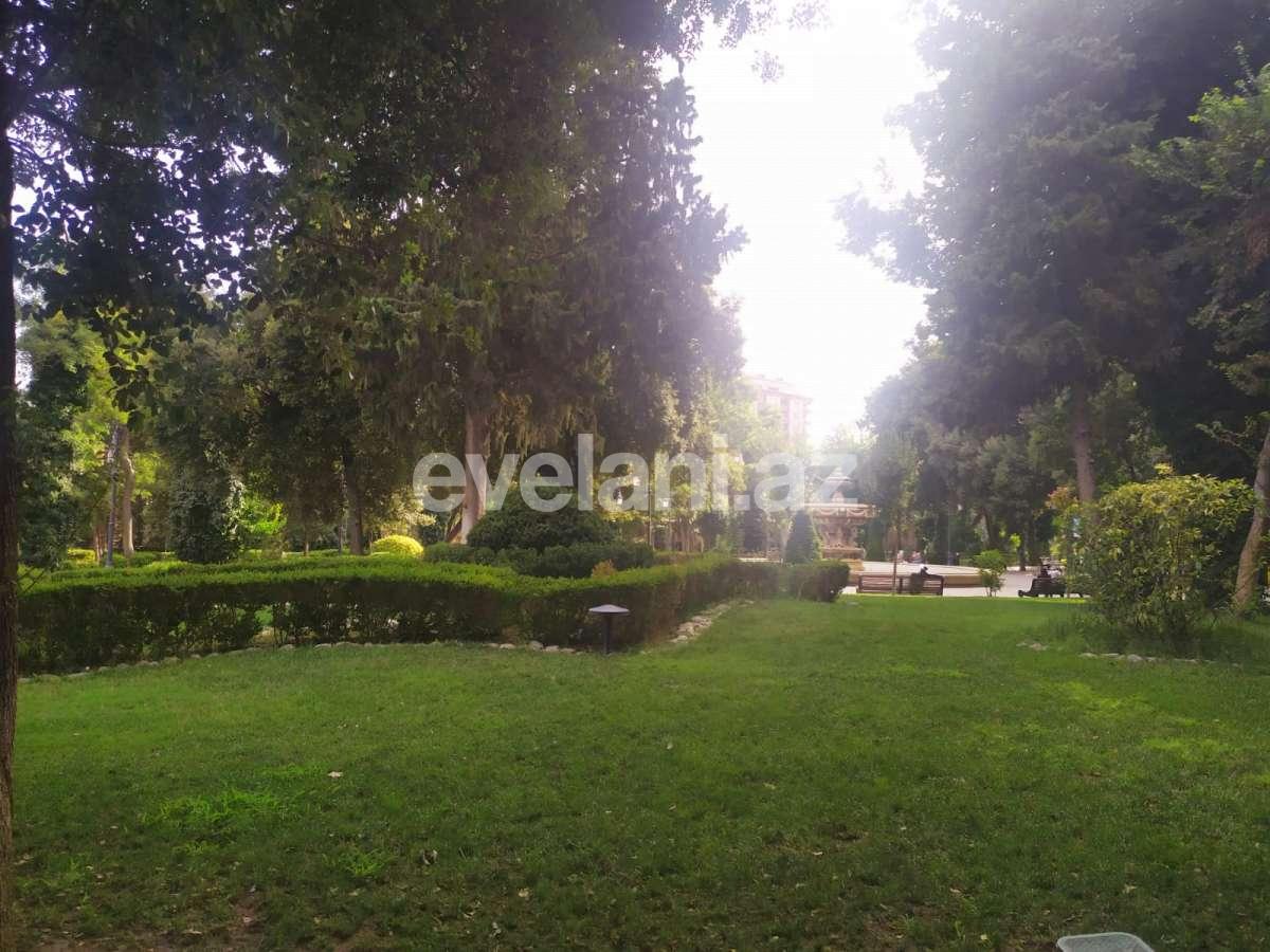 Rent, new building, 3 room, 105 m², Nasimi r.