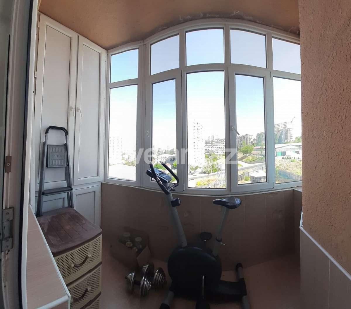 Satılır, yeni tikili, 2 otaqlı, 74 m², Həzi Aslanov m.