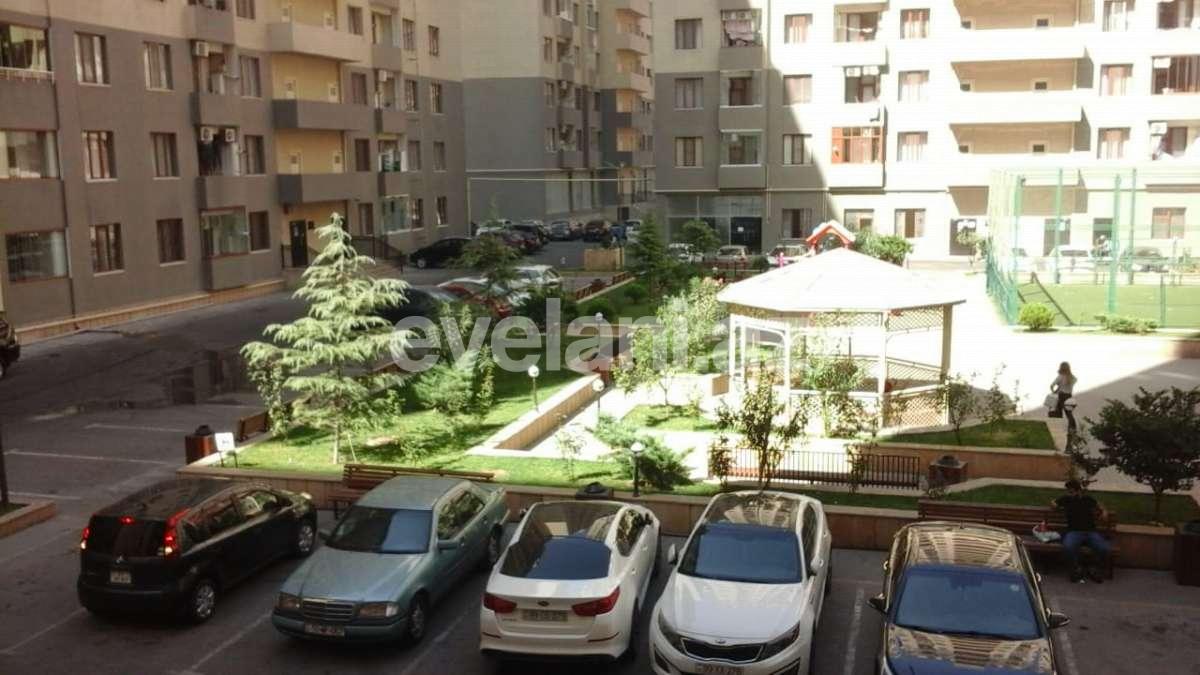 Kirayə verilir, yeni tikili, 2 otaqlı, 50 m², Qara Qarayev m.