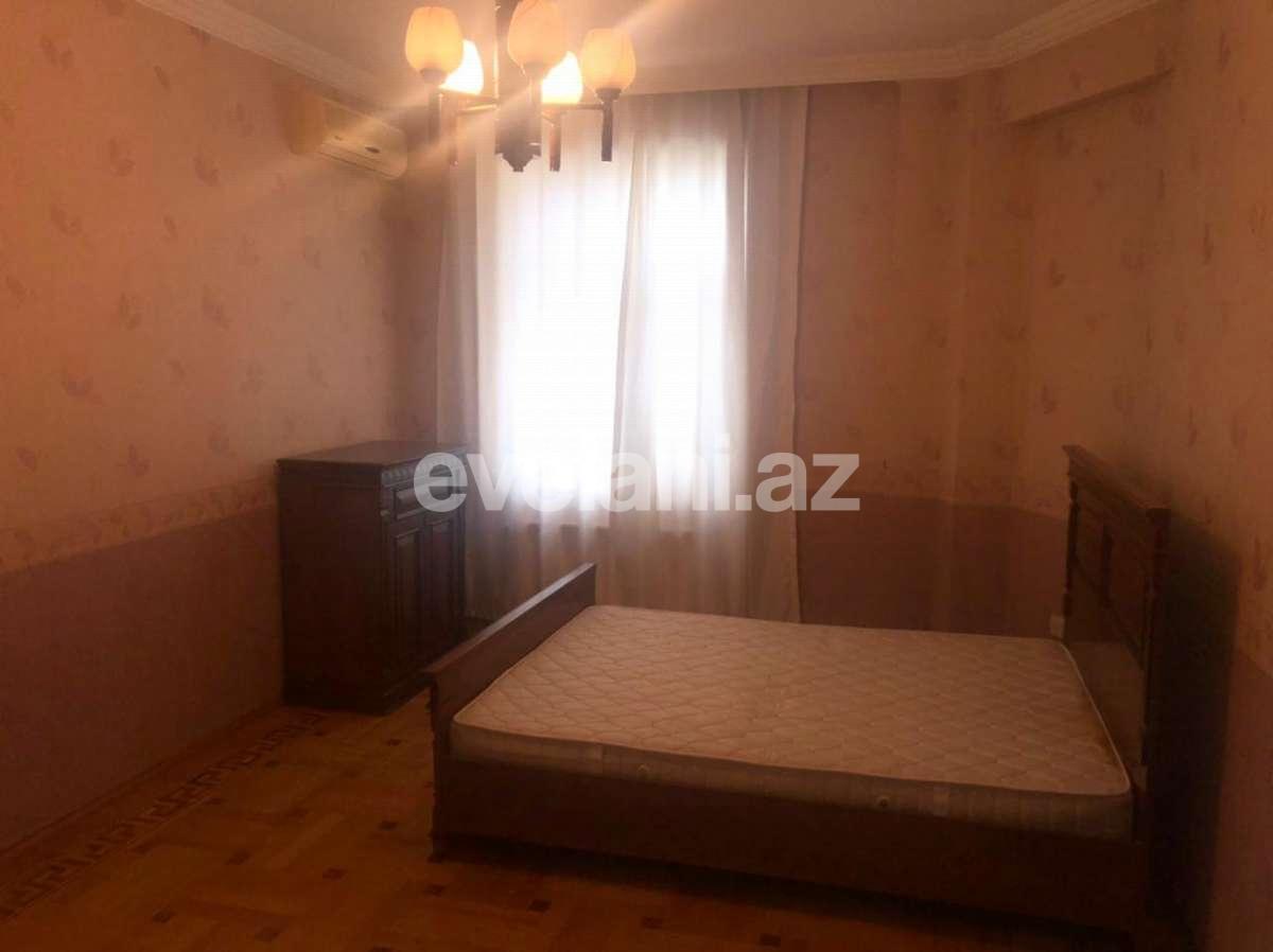 Satılır, yeni tikili, 4 otaqlı, 174 m², Azadlıq prospekti m.