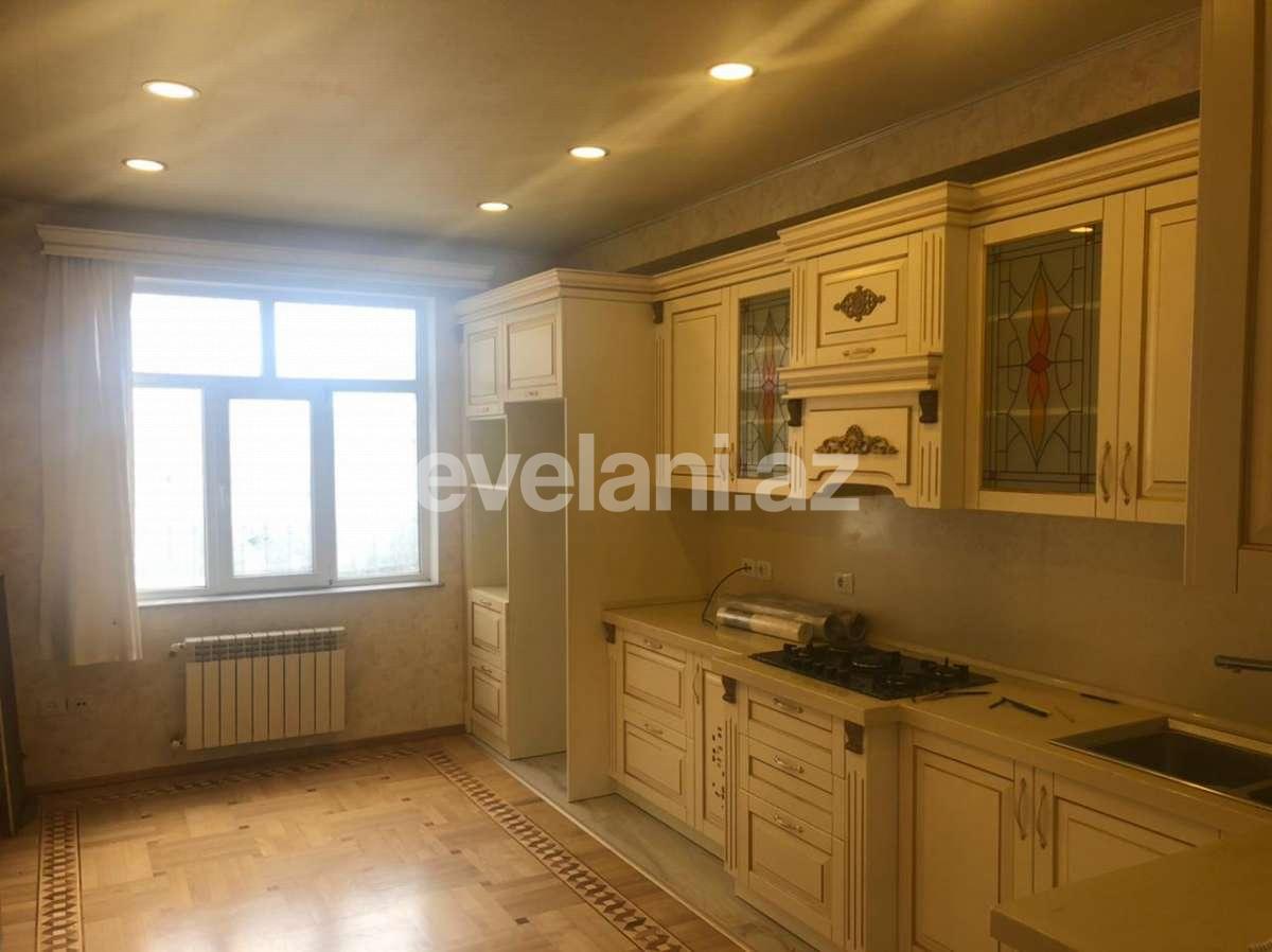 Satılır, yeni tikili, 4 otaqlı, 174 m², Azadlıq prospekti m.