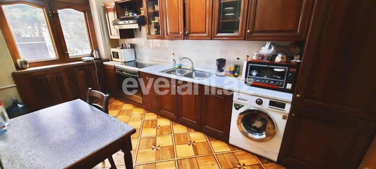 Sale, old building, 3 room, 45 m², Yasamal r.