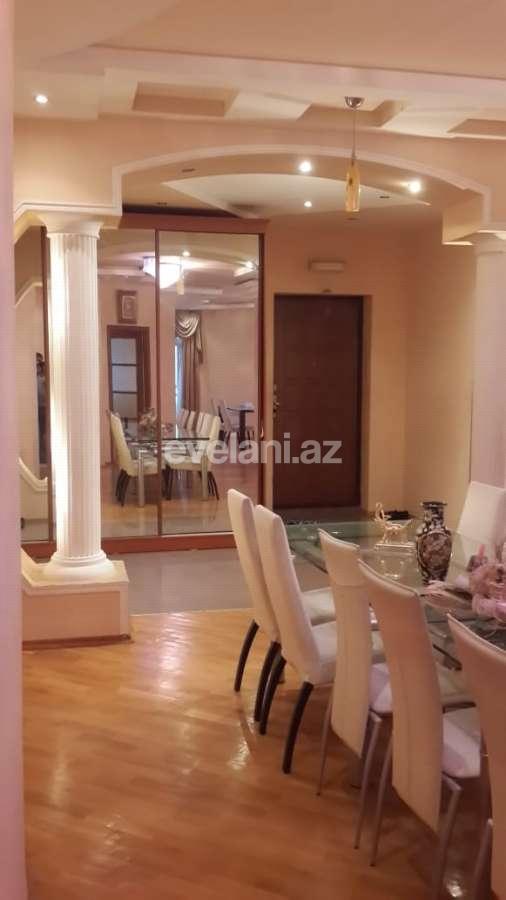 Satılır, yeni tikili, 4 otaqlı, 220 m², 28 may m.