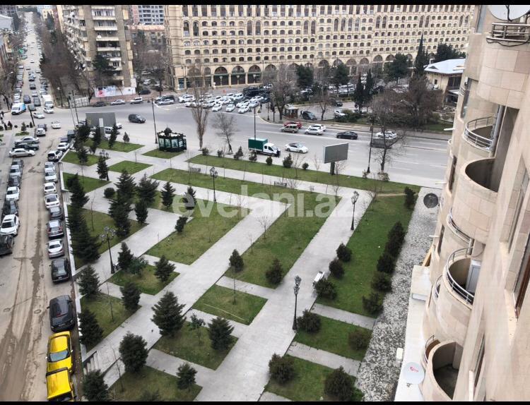 Satılır, yeni tikili, 4 otaqlı, 160 m², Şah İsmayıl Xətai m.