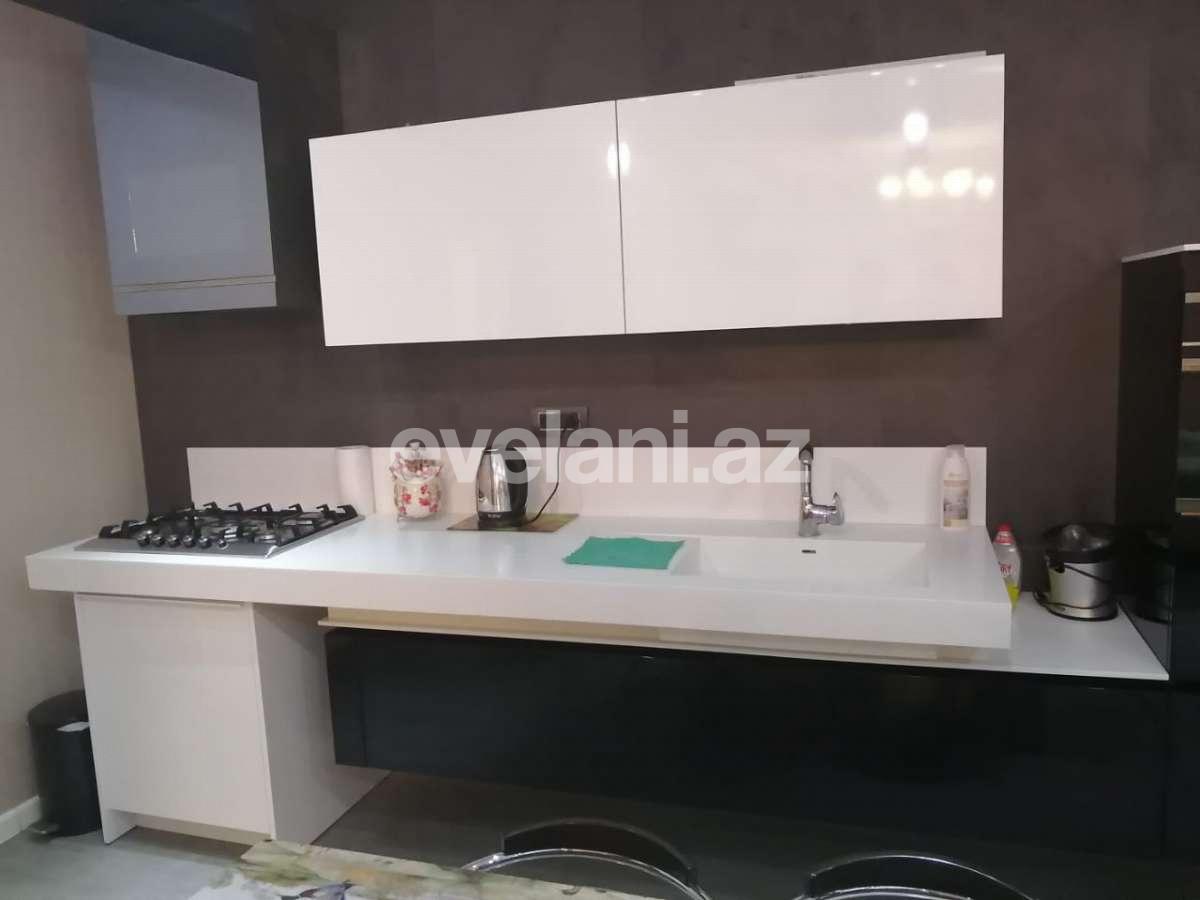 Satılır, yeni tikili, 4 otaqlı, 211 m², Şah İsmayıl Xətai m.