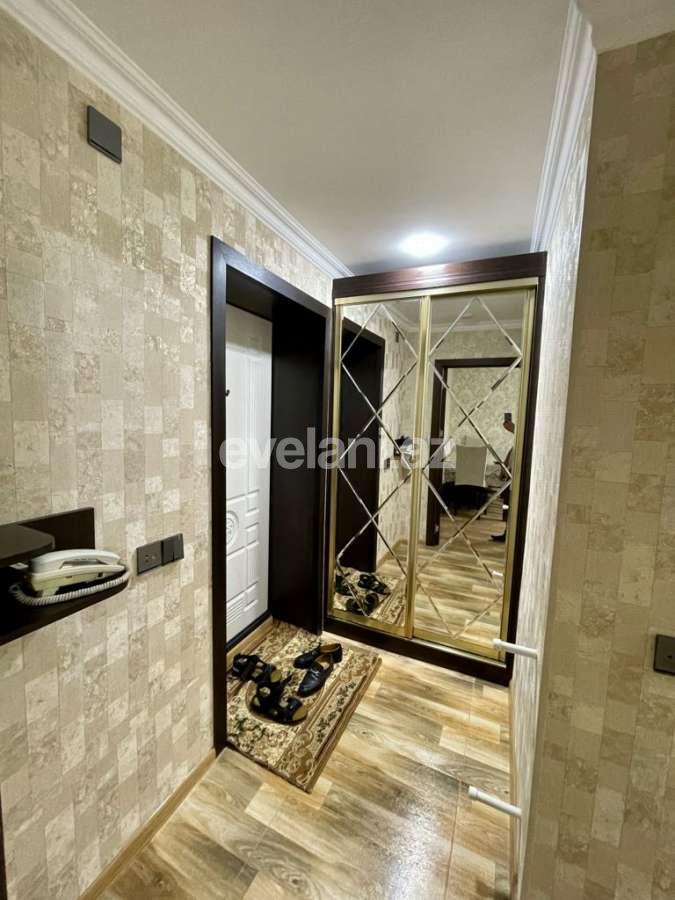 Продаётся, вторичка, 1-комнаты, 32 m², Нефтчиляр m.