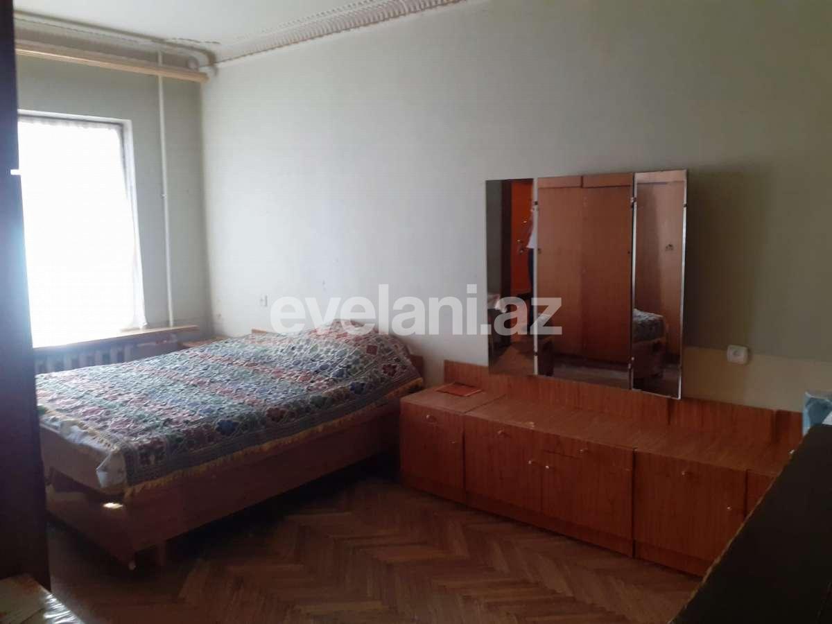 Satılır, köhnə tikili, 3 otaqlı, 80 m², Həzi Aslanov m.