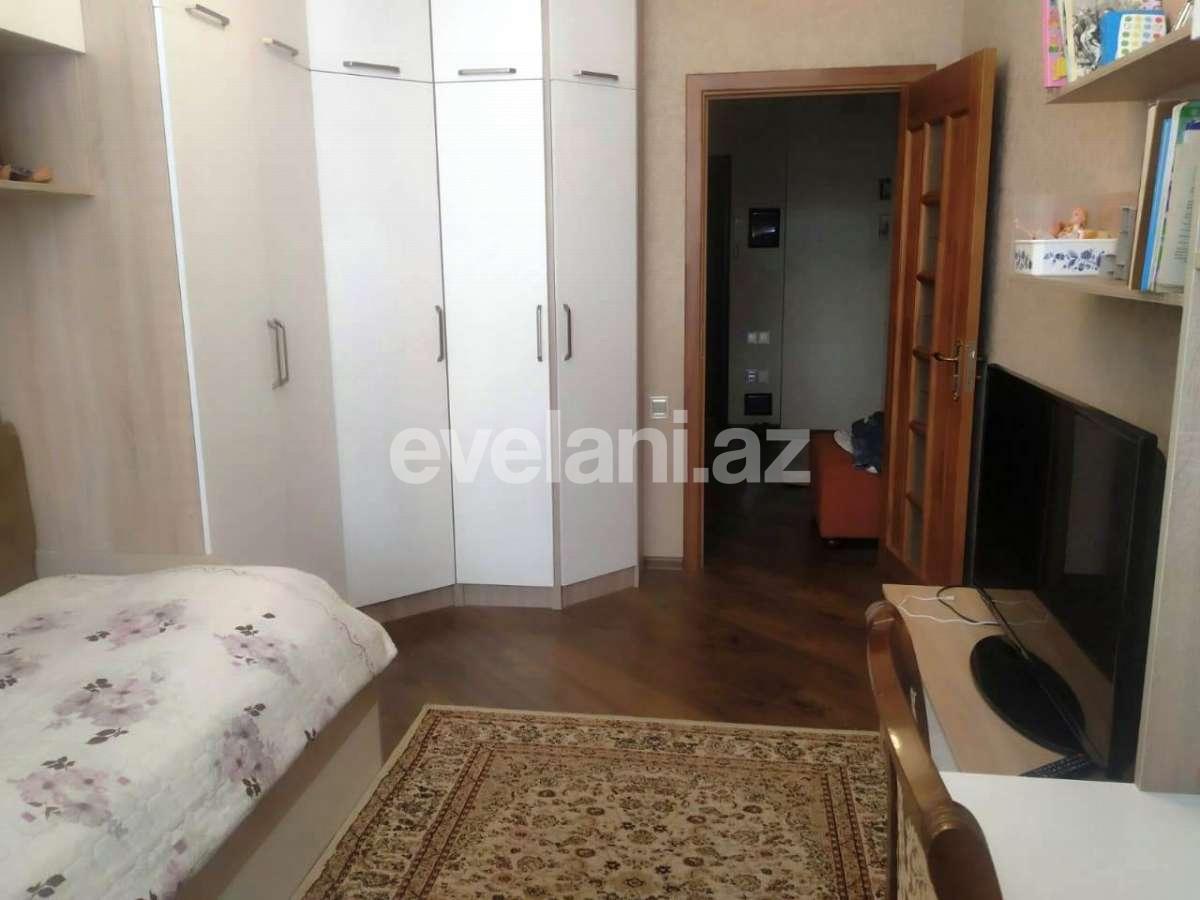 Satılır, yeni tikili, 3 otaqlı, 130 m², 8-ci mikrorayon q.