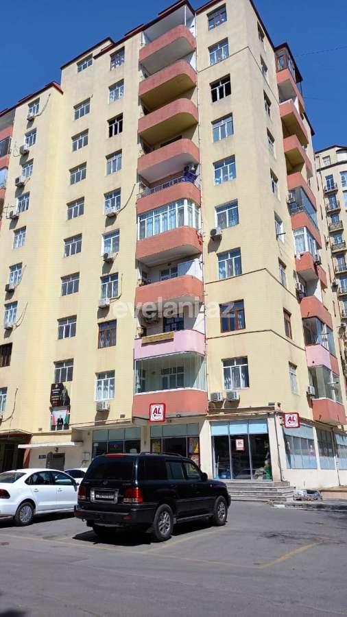 Satılır, yeni tikili, 3 otaqlı, 130 m², 8-ci mikrorayon q.