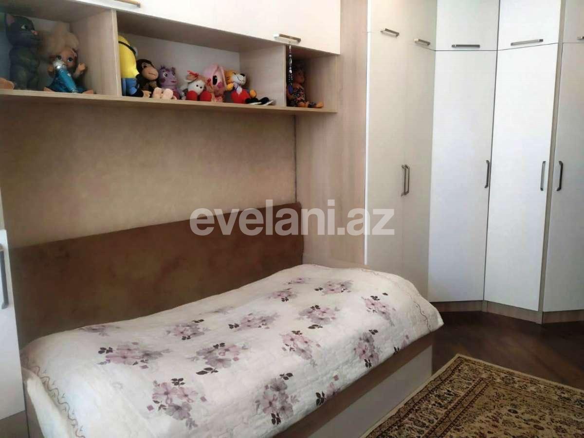 Satılır, yeni tikili, 3 otaqlı, 130 m², 8-ci mikrorayon q.