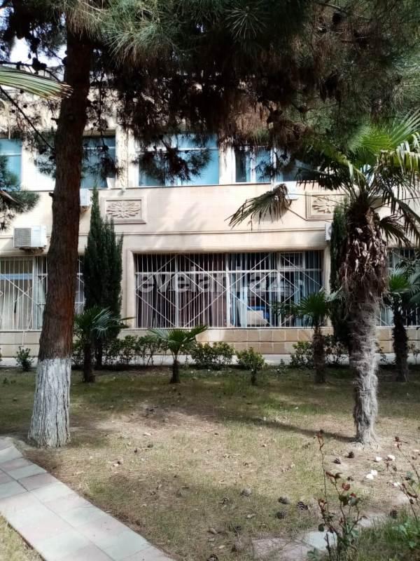 Satılır, obyekt, 750 m², Günəşli q.