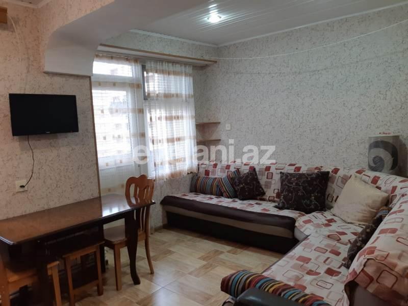 Satılır, köhnə tikili, 3 otaqlı, 83 m², Elmlər Akademiyası m.