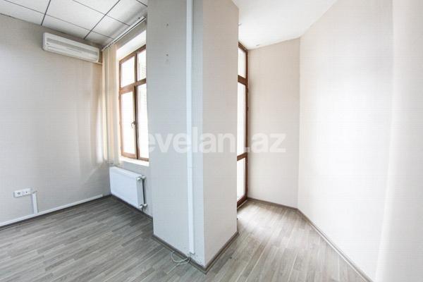 Kirayə verilir, ofis, 5 otaqlı, 157 m², Səbail r.