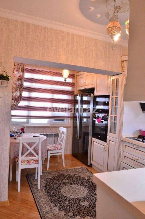 Продаётся, вторичка, 5-комнаты, 120 m², Иншаатчылар m.