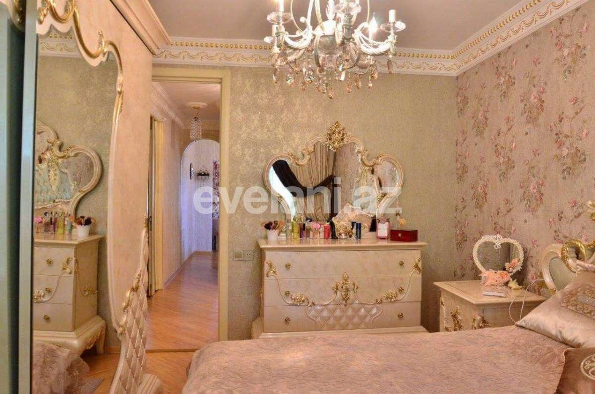 Продаётся, вторичка, 5-комнаты, 120 m², Иншаатчылар m.