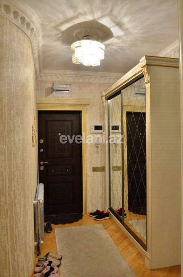 Продаётся, вторичка, 5-комнаты, 120 m², Иншаатчылар m.