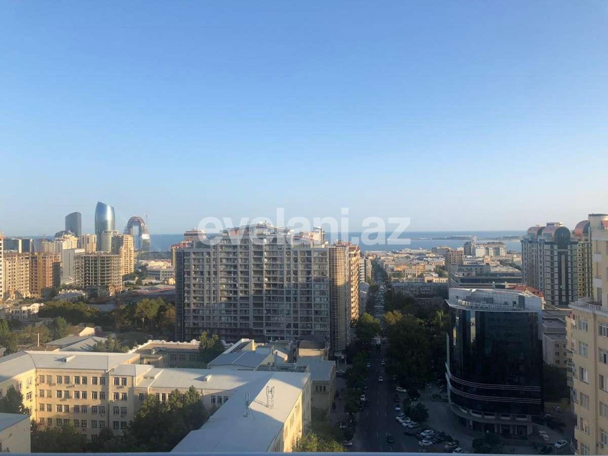 Satılır, yeni tikili, 4 otaqlı, 220 m², 28 may m.