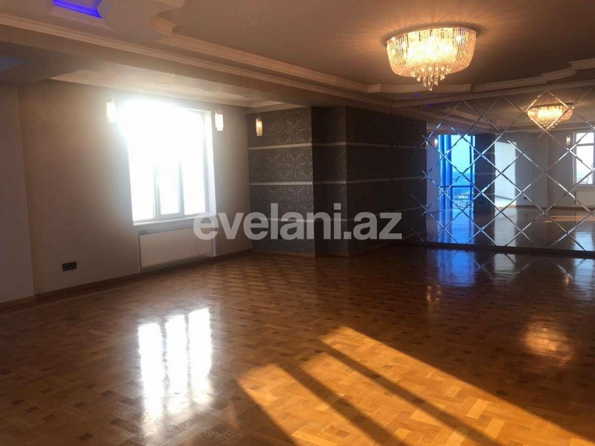 Satılır, yeni tikili, 4 otaqlı, 220 m², 28 may m.
