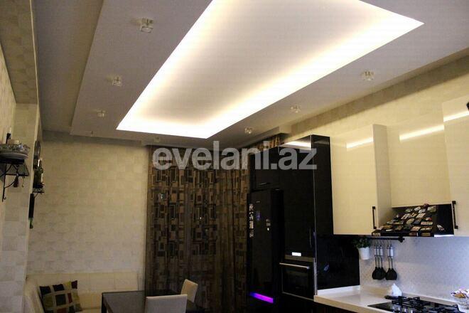 Satılır, yeni tikili, 3 otaqlı, 139 m², İnşaatçılar m.