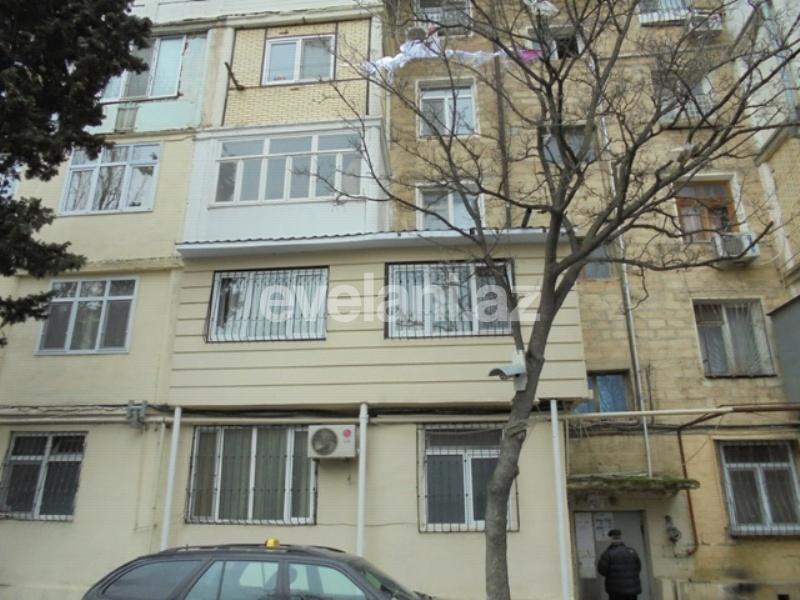 Sale, old building, 3 room, 60 m², Yasamal r.